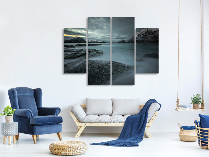 4-piece-canvas-print-a-look-from-the-past-or-from-the-future