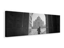 panoramic-canvas-print-cleaning